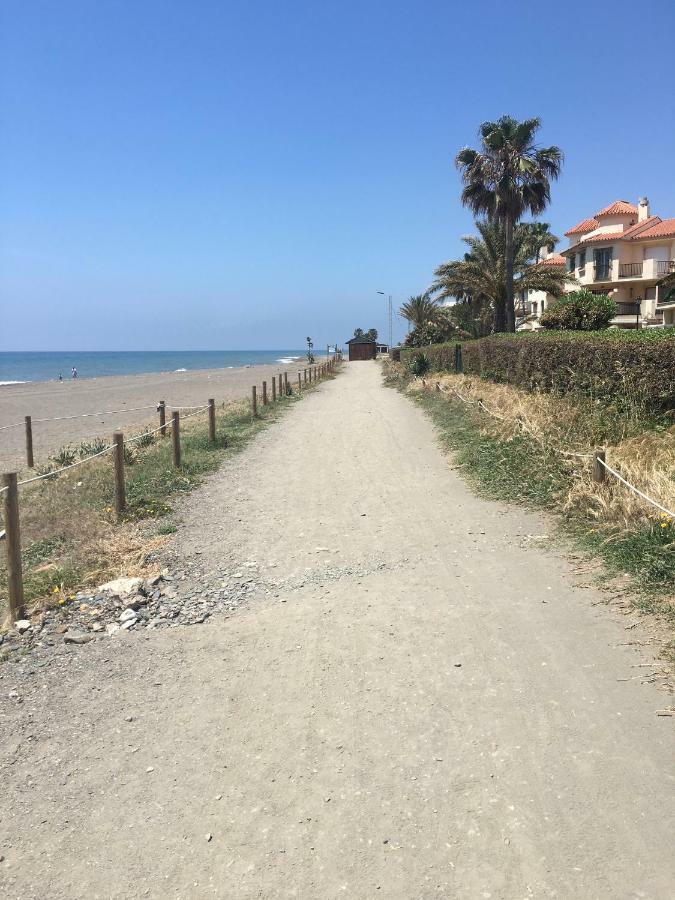 林孔-德拉维多利亚Apartamento Atico A 50 Metros De La Playa Will公寓 外观 照片